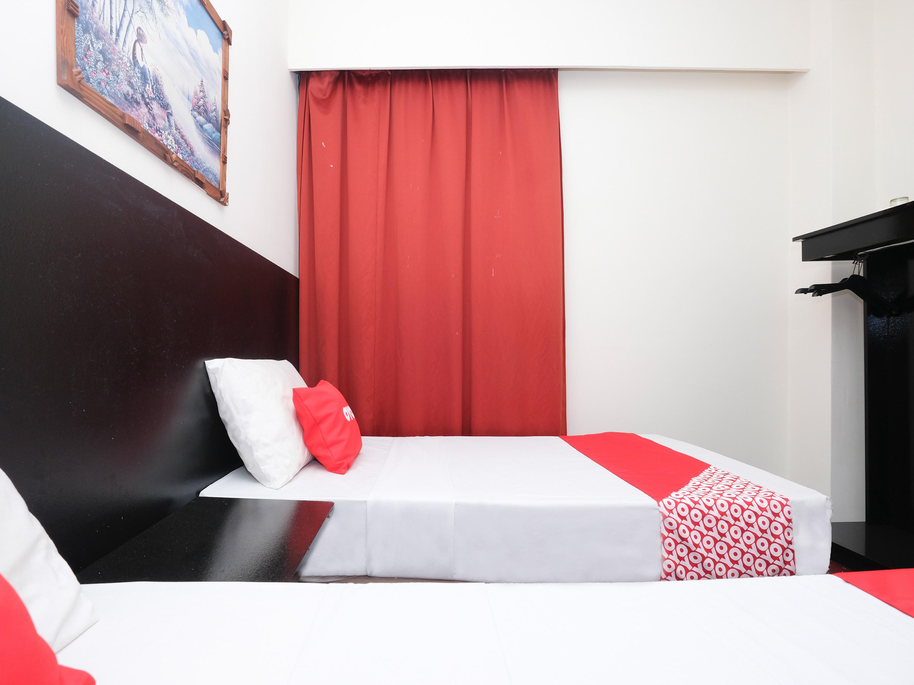 Hotel Sri Sutra - Sungai Buloh Petaling Jaya Bagian luar foto