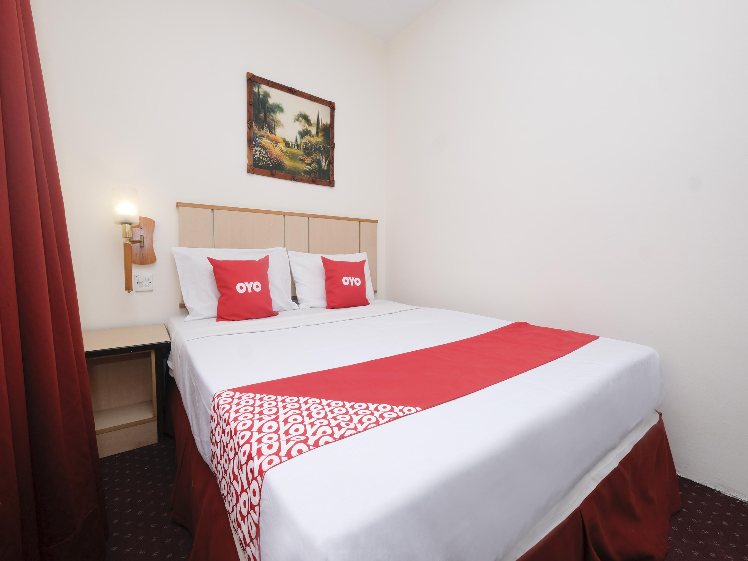 Hotel Sri Sutra - Sungai Buloh Petaling Jaya Bagian luar foto