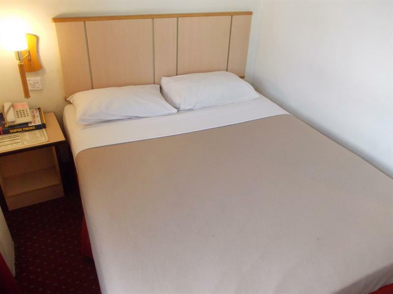 Hotel Sri Sutra - Sungai Buloh Petaling Jaya Bagian luar foto