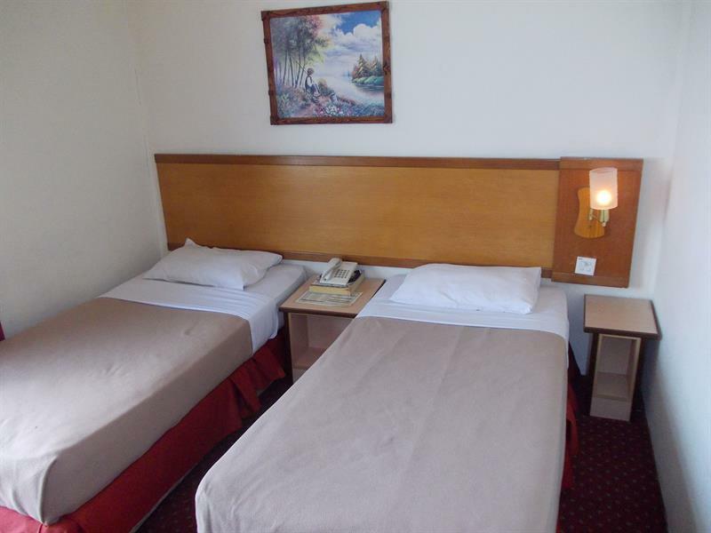 Hotel Sri Sutra - Sungai Buloh Petaling Jaya Bagian luar foto