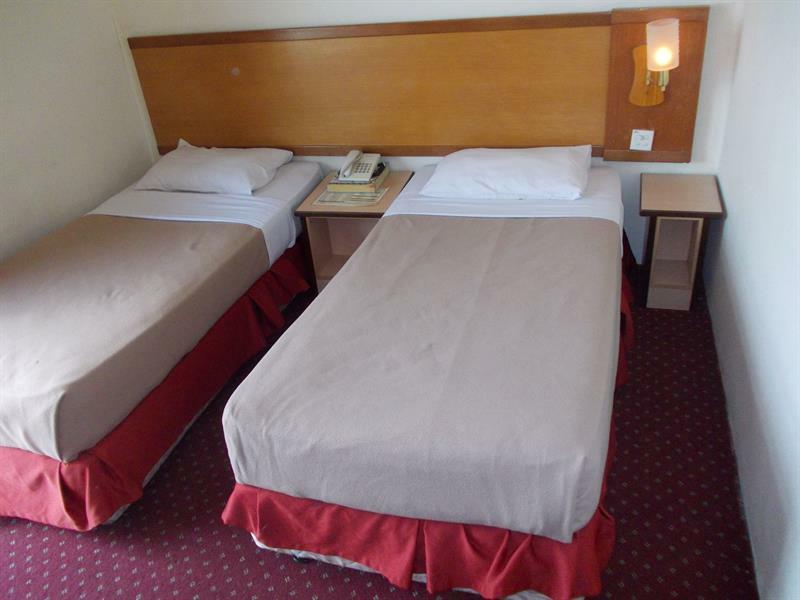 Hotel Sri Sutra - Sungai Buloh Petaling Jaya Bagian luar foto